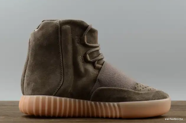 Boost Brown adidas Light Yeezy BY2456 750 0608